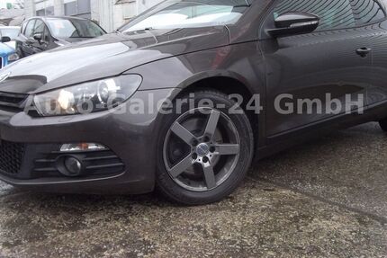 VW Scirocco 124.700 km 8.899 &euro; Berlin 12277