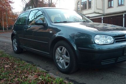 VW Golf 151.855 km 1.300 &euro; Meissen 01662