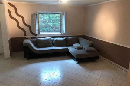Wohnung Viernheim - 2 Zimmer, 70 m&sup2;, 700&euro; | Angebot:26364536