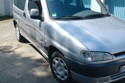 Peugeot Partner 250.000 km 890 &euro; Bremen 28327