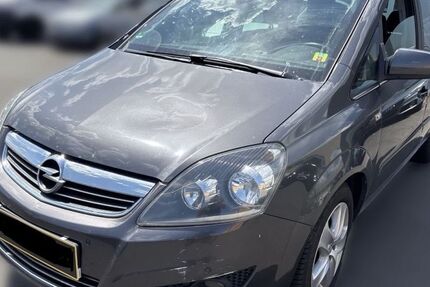 Opel Zafira 179.000 km 3.500 &euro; Marktredwitz 95615