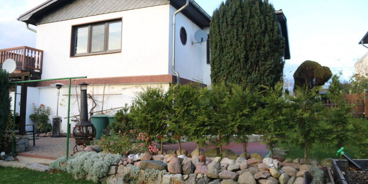 Einfamilienhaus mit 2 Garagen 6 zimmer