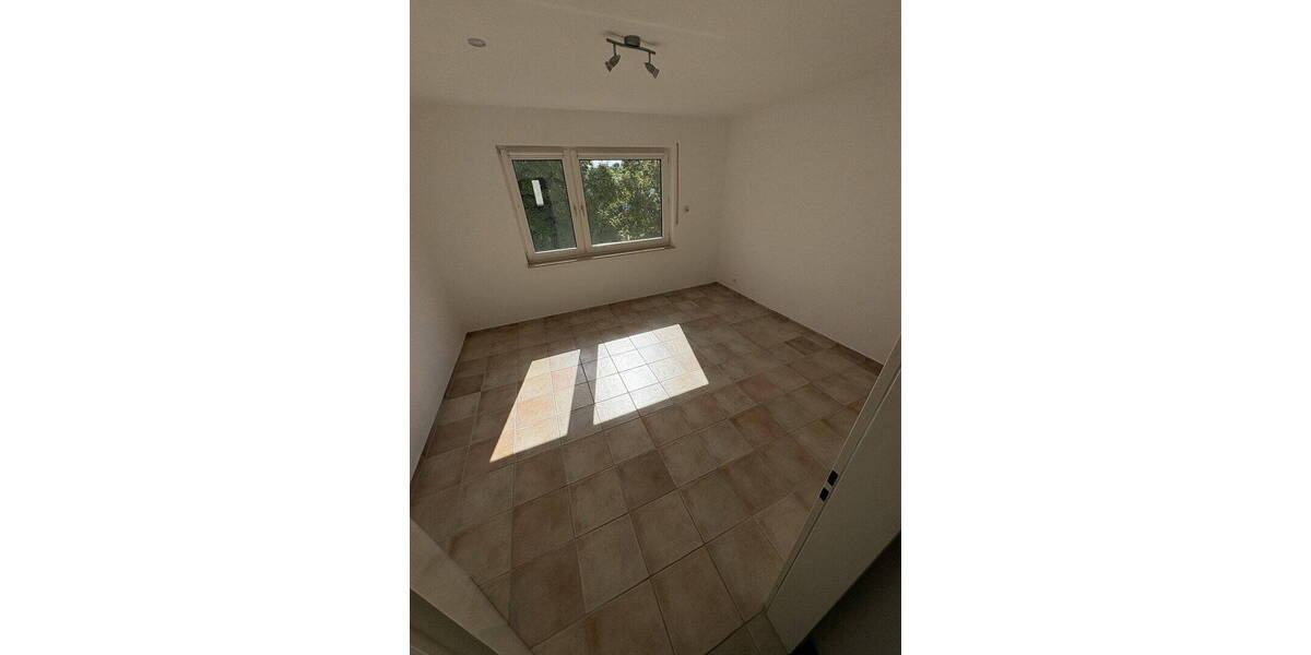 Etagenwohnung Herdecke Ende - 2 Zimmer, 67 m&sup2;, 600&euro; | Angebot:26788442