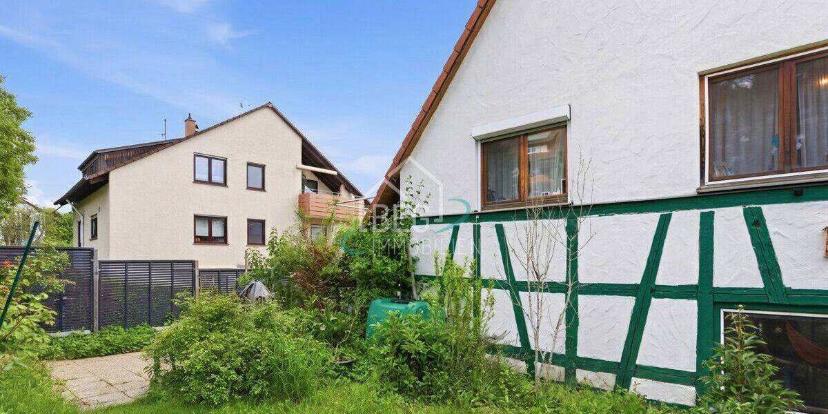 Mehrfamilienhaus, Wohnhaus Stuttgart / Sillenbuch Sillenbuch - 6 Zimmer, 161 m&sup2;, 689.000&euro; | Angebot:26833944