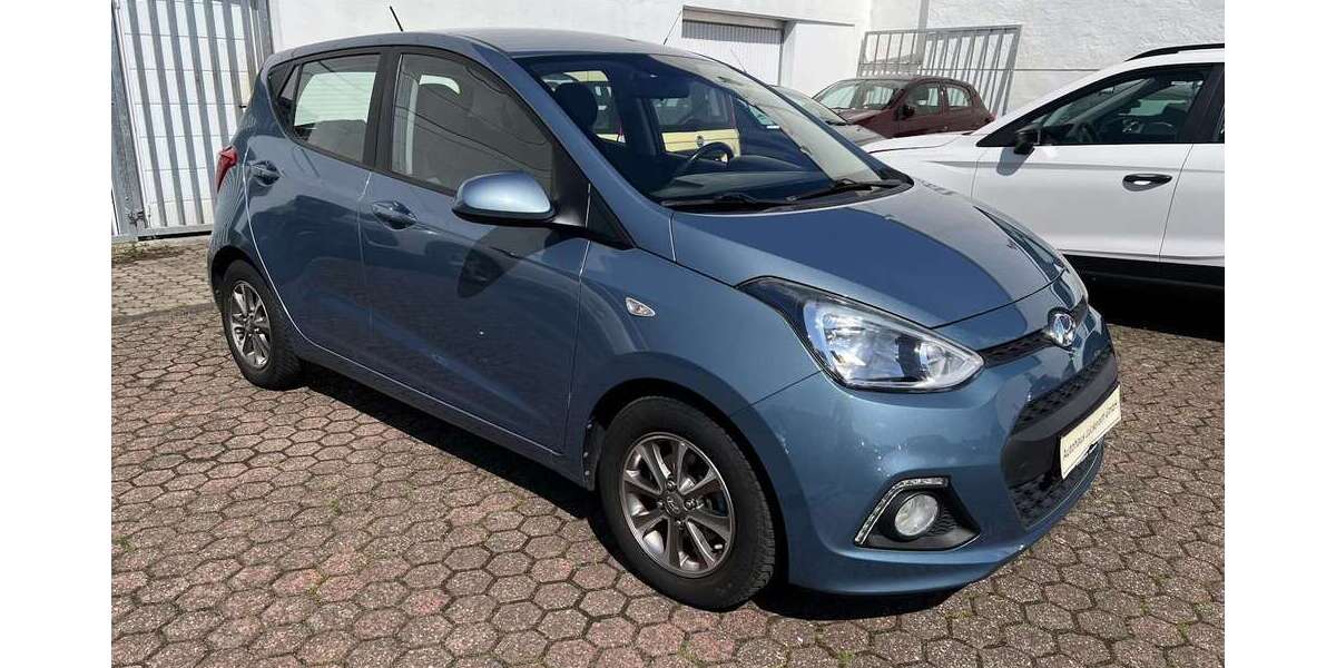 Hyundai i10 65.519 km 7.990 &euro; Euskirchen 53879