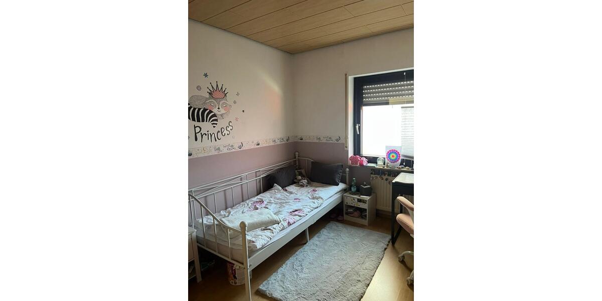 Erdgeschoßwohnung Heusweiler - 3 Zimmer, 91 m&sup2;, 650&euro; | Angebot:25390400