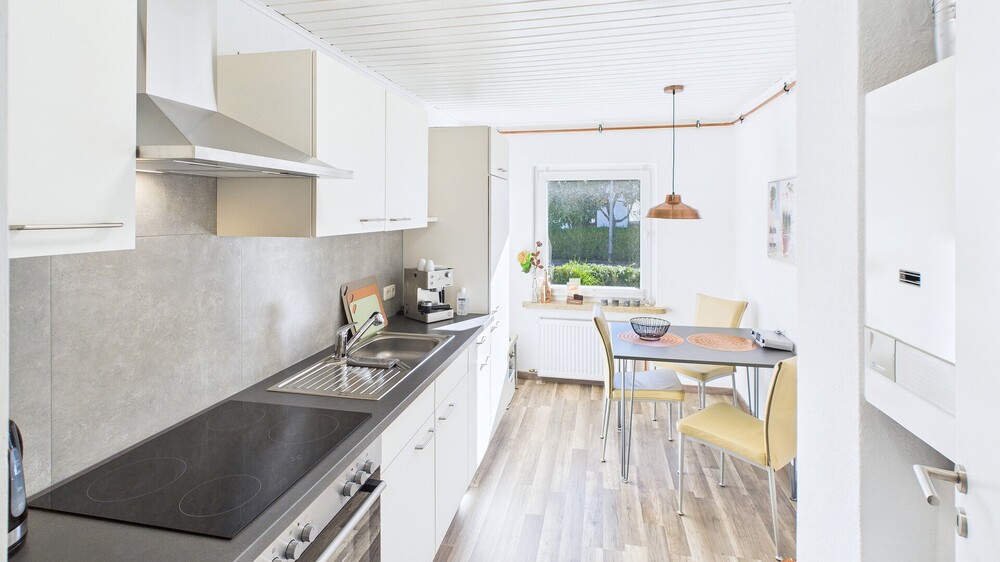 Mit 3D: Charmantes Einfamilienhaus in Buxtehude modernisiert zentrale Lage ideal für Paare & kleine Familien - Doppelhaushälfte Buxtehude | Angebot:26004357