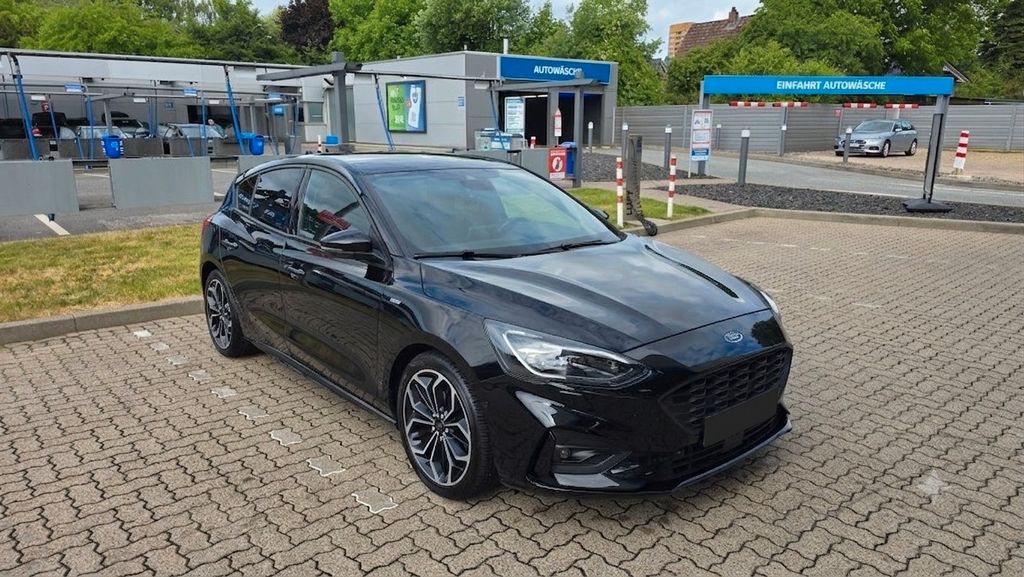 Ford Focus 71.125 km 15.000 &euro; Hamburg 20257