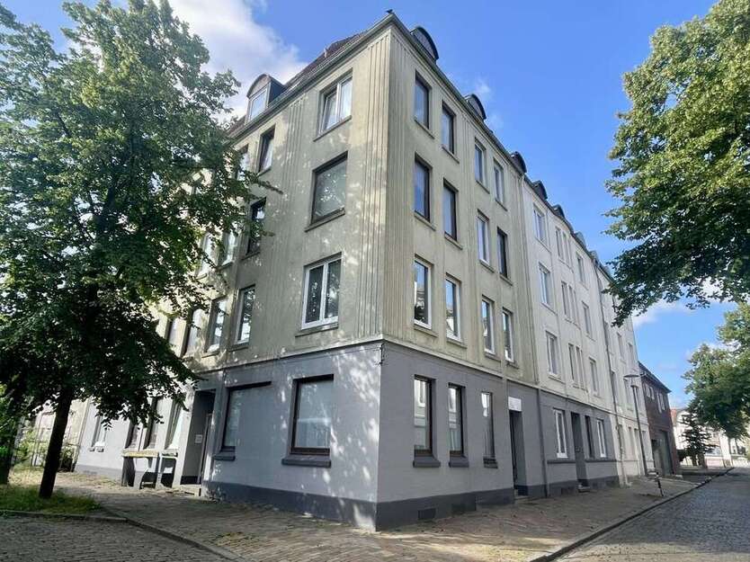Haus zum Kaufen in Neumünster 1.590.000 € 935 m²
