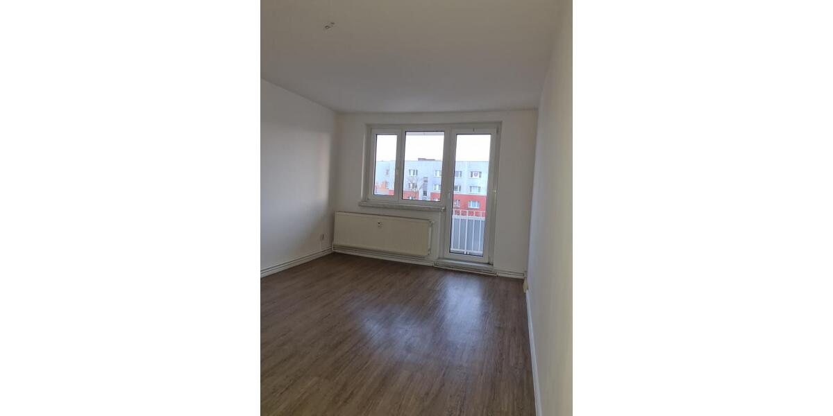 Familienwohnung - 4-Zimmer Wohnung mit Balkon! 4 zimmer