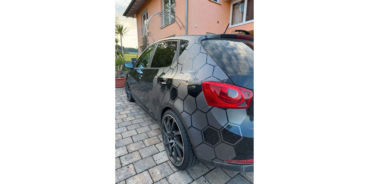 Seat Ibiza 175.000 km 7.300 &euro; Ering 94140