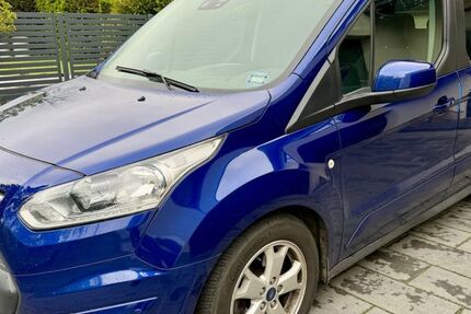 Ford Tourneo Connect 71.000 km 11.900 &euro; Zwenkau OT Löbschütz 04442