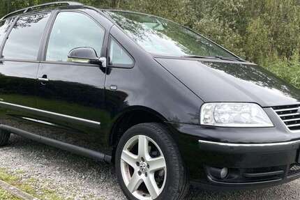 VW Sharan 228.000 km 4.990 € Bremen 28197