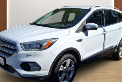 Ford Kuga 92.201 km 11.950 &euro; Schwentinental 24223