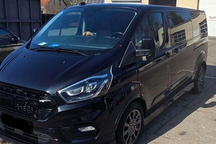 Ford Tourneo Custom 136.000 km 26.990 &euro; Lucka 04613