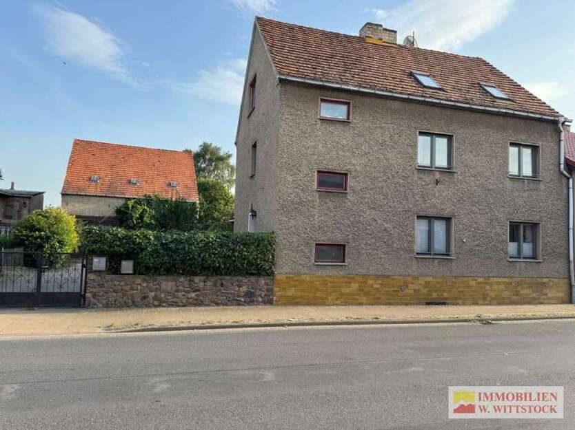 Haus zum Kaufen in Putlitz 210.000 € 175 m²