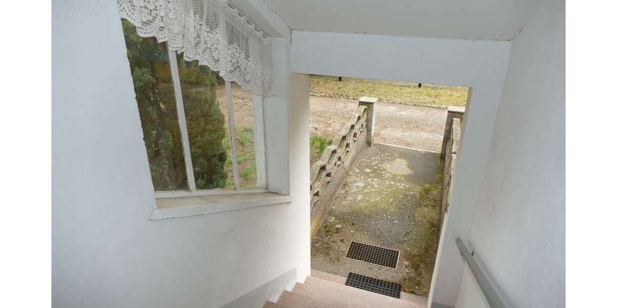 Stadtrefugium mit Nebengebäude - vielseitig nutzbar für Wohnen und Arbeiten - Einfamilienhaus Hoyerswerda | Angebot:10496756