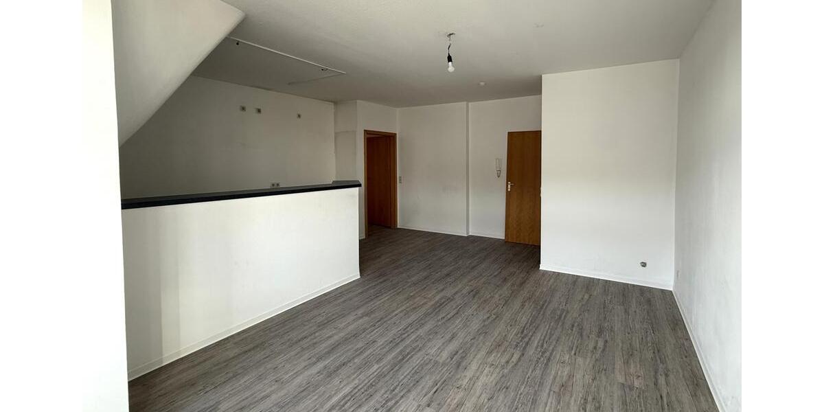 Dachgeschoßwohnung Magdeburg Nordwest - 2 Zimmer, 55 m&sup2;, 400&euro; | Angebot:25415665