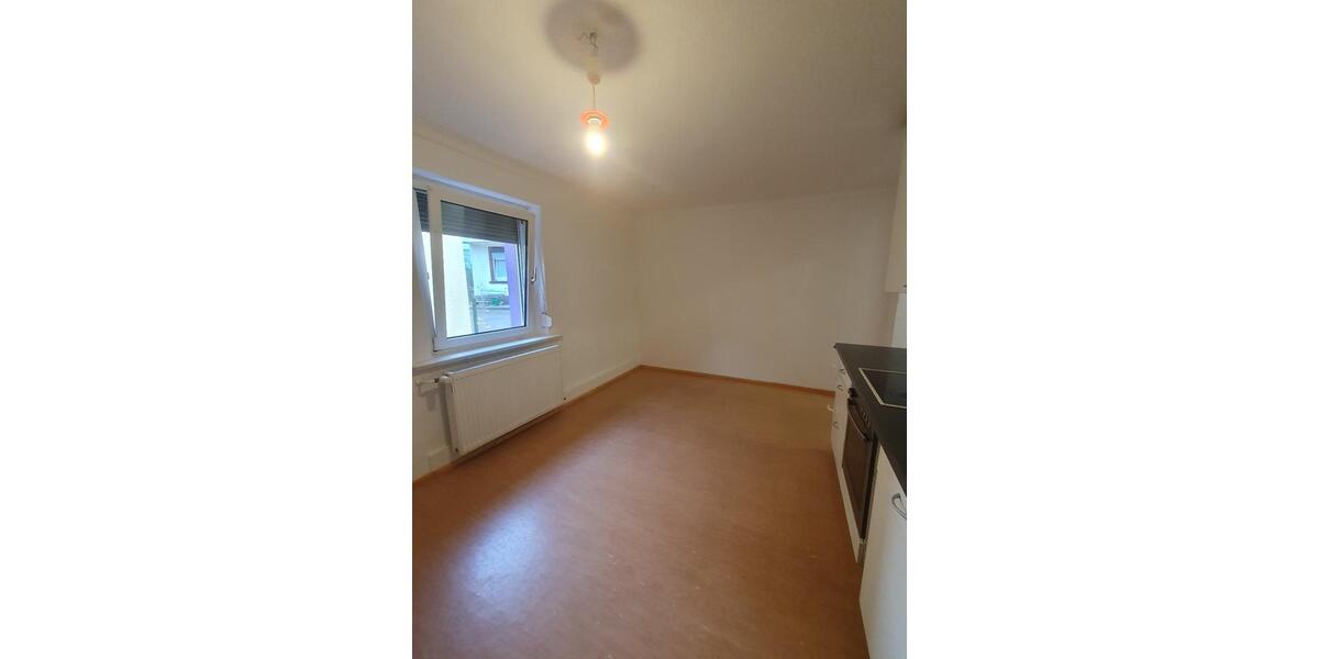 Erdgeschoßwohnung Bad Urach - 3 Zimmer, 76 m&sup2;, 850&euro; | Angebot:26020871