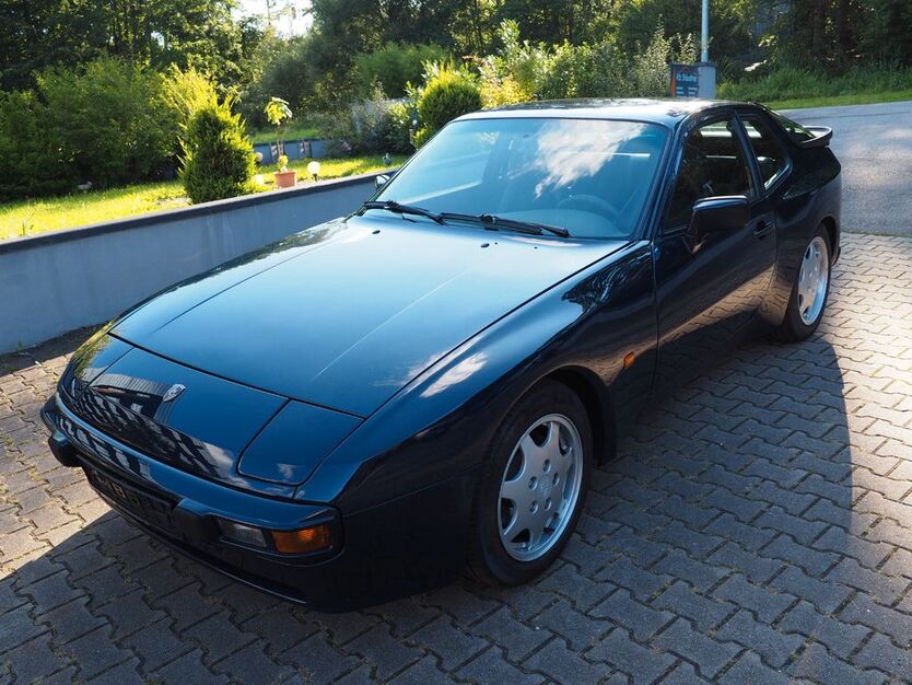 Porsche 944 122.200 km 24.944 € Sachsen b. Ansbach 91623