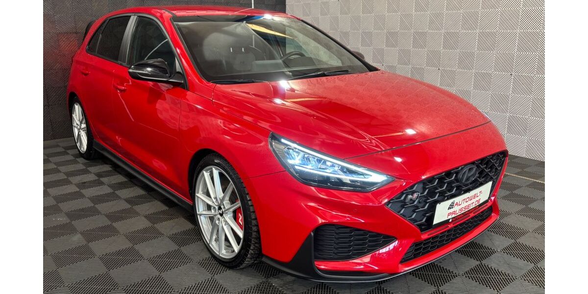 Hyundai i30 57.400 km 25.480 &euro; Horb am Neckar 72160