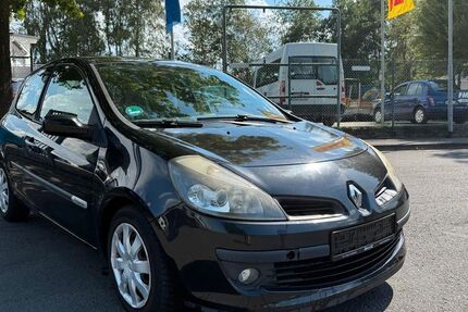 Renault Clio 179.971 km 1.990 &euro; Niederelbert 56412