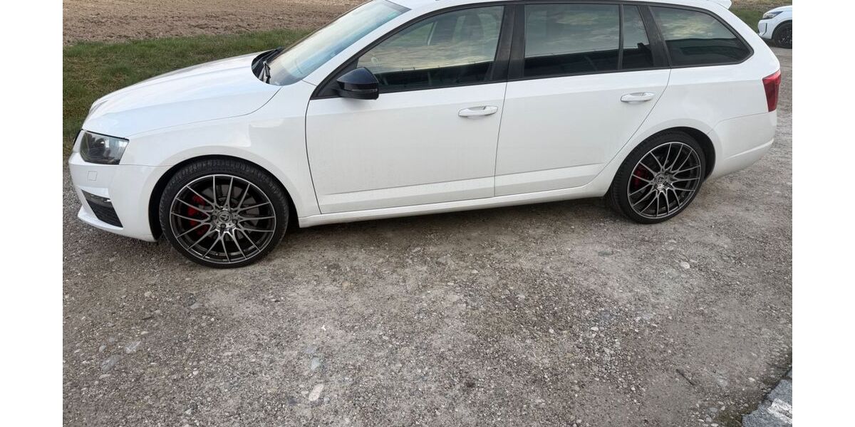 Skoda Octavia 156.260 km 16.100 &euro; Aschheim 85609