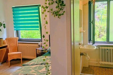 Wohnen auf Zeit Frankfurt am Main Bockenheim - 7 Zimmer, 200 m&sup2;, 17&euro; | Angebot:26671343