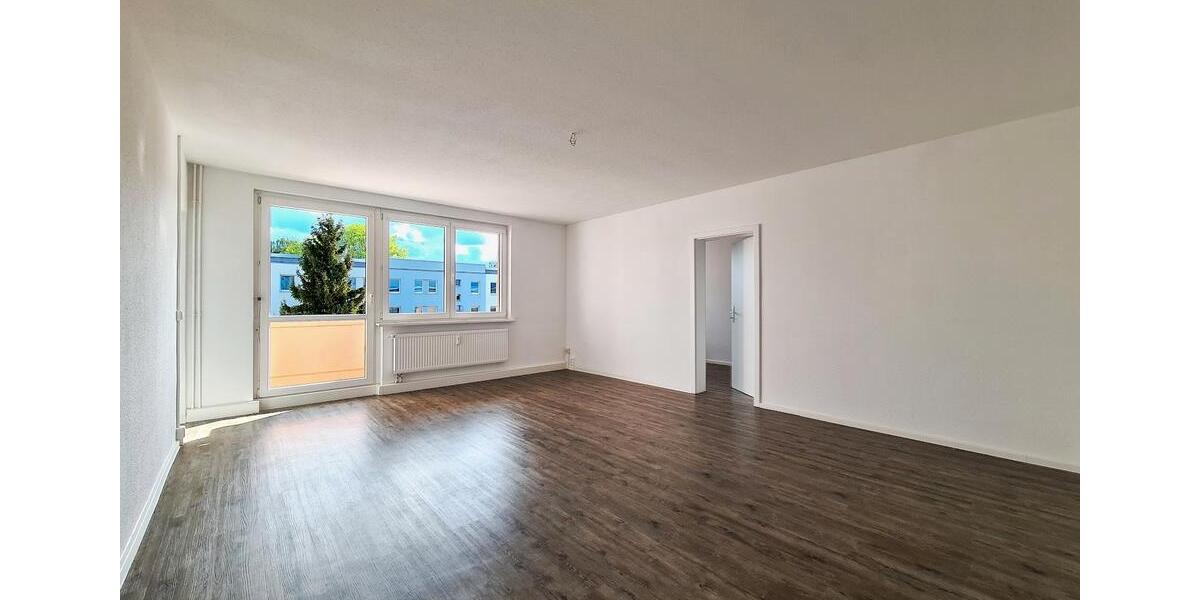 Etagenwohnung Freiberg - 4 Zimmer, 80 m&sup2;, 439&euro; | Angebot:26635383