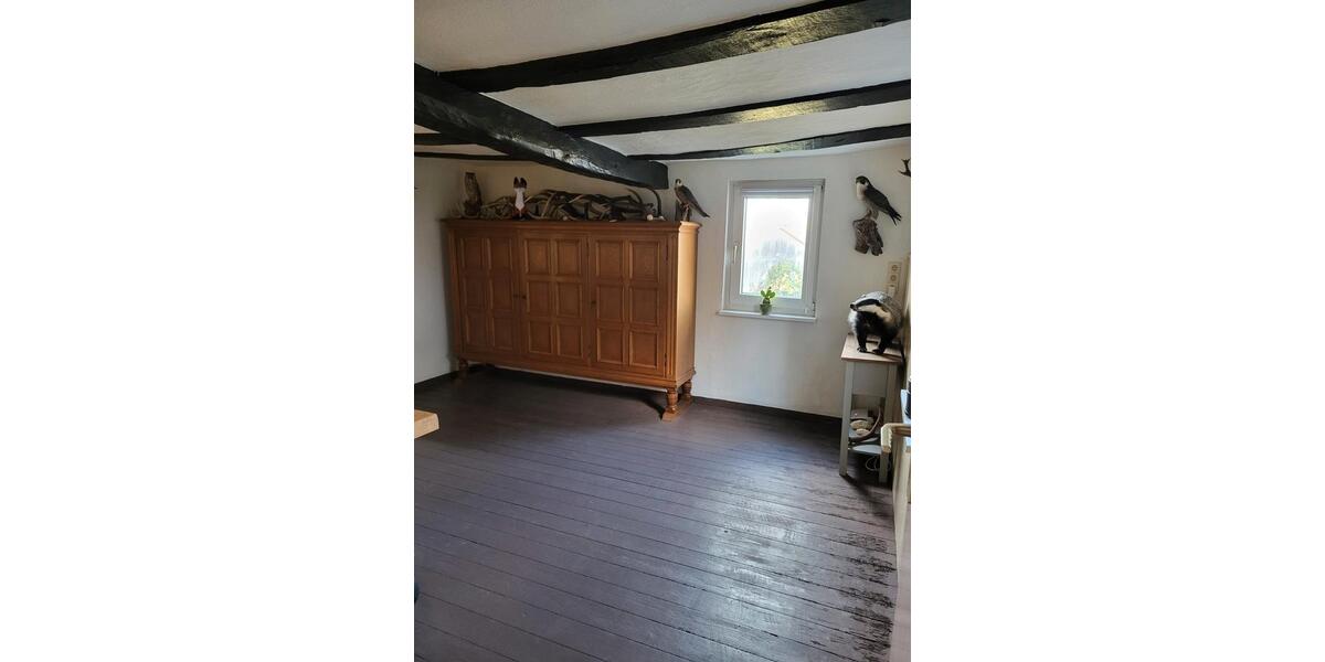 Einfamilienhaus Wilnsdorf - 10 Zimmer, 108 m&sup2;, 145.000&euro; | Angebot:26201600