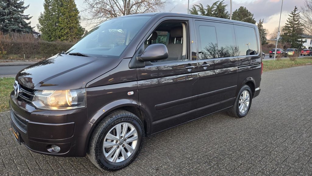 VW T5 Transporter 210.000 km 17.800 &euro; Berlin 13158