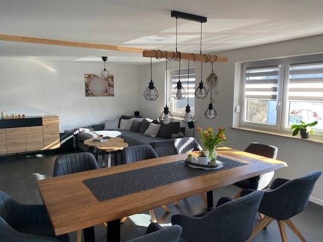 Etagenwohnung Pfullendorf Mottschieß - 5 Zimmer, 132 m&sup2;, 330.000&euro; | Angebot:26743532