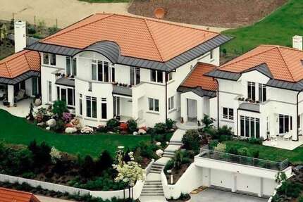 Haus Flieden - 10 Zimmer, 350 m&sup2;, 1.100.000&euro; | Angebot:24406394