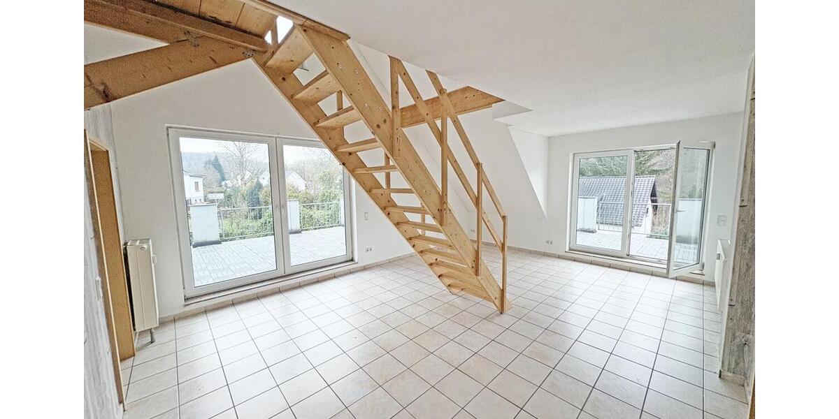 Dachgeschoßwohnung Windeck - 2 Zimmer, 93 m&sup2;, 600&euro; | Angebot:22180868