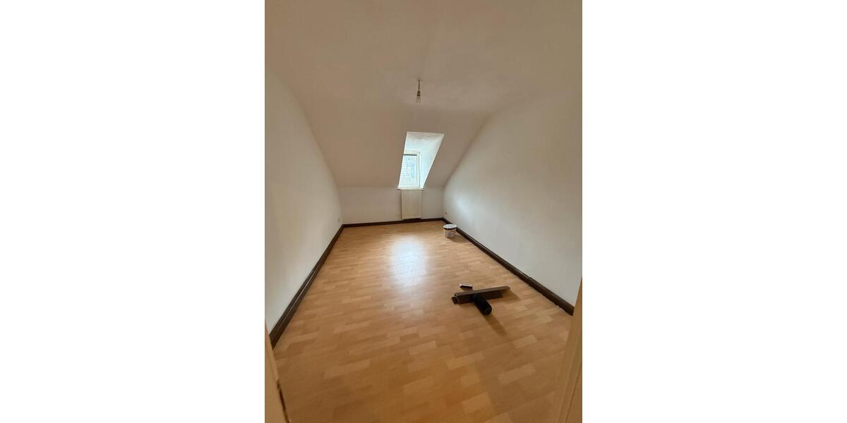 Etagenwohnung Neunkirchen - 3 Zimmer, 85 m&sup2;, 630&euro; | Angebot:26475452
