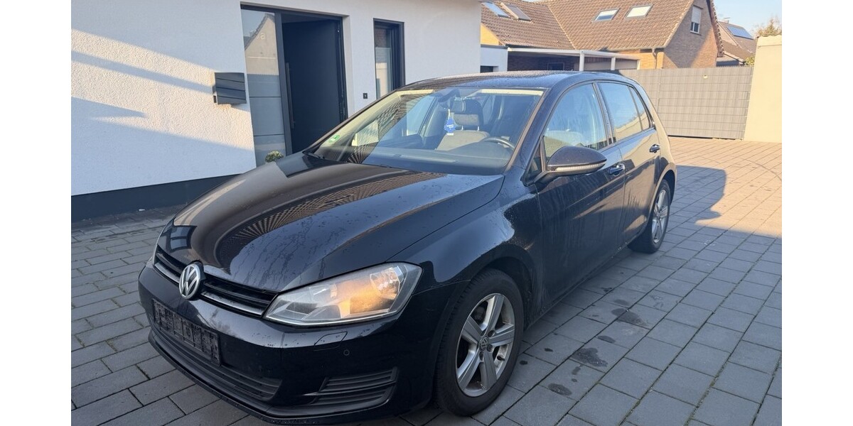 VW Golf 232.000 km 6.499 &euro; Bergkamen 59192