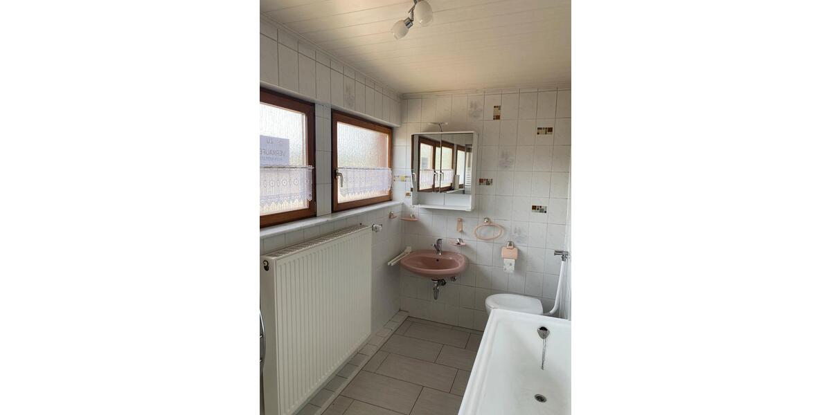 Doppelhaushälfte Mandelbachtal - 5 Zimmer, 96 m&sup2;, 165.000&euro; | Angebot:27034078