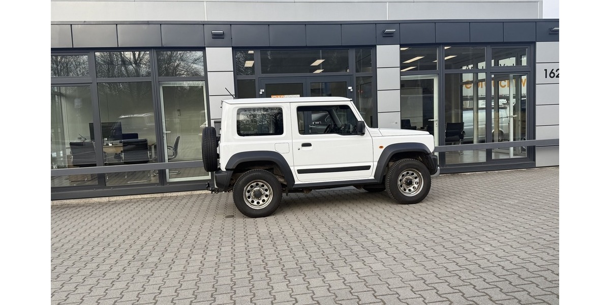 Suzuki Jimny 4-Sitzer Comfort AllGrip 48.890 km 26.990 &euro; Koblenz 56070