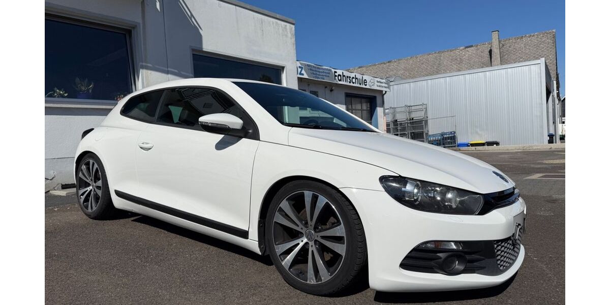 VW Scirocco 96.306 km 9.999 &euro; Rheinböllen 55494