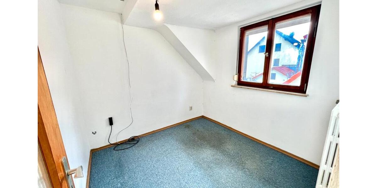 Einfamilienhaus Litzendorf - 7 Zimmer, 144 m&sup2;, 199.900&euro; | Angebot:26943309