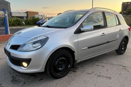 Renault Clio 181.000 km 690 &euro; Prenzlau 17291