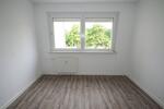 Etagenwohnung Oberlungwitz - 3 Zimmer, 56 m&sup2;, 351&euro; | Angebot:26677014