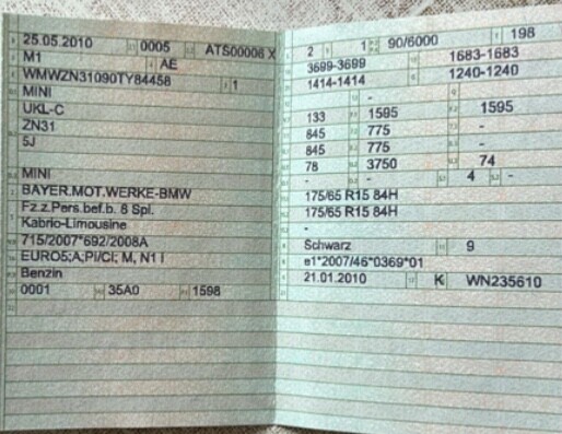 BMW Mini Cabriolet 105.000 km 9.400 € Horn-Bad Meinberg 32805