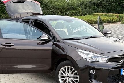 Kia Rio 130.000 km 8.999 &euro; Sandesneben 23898