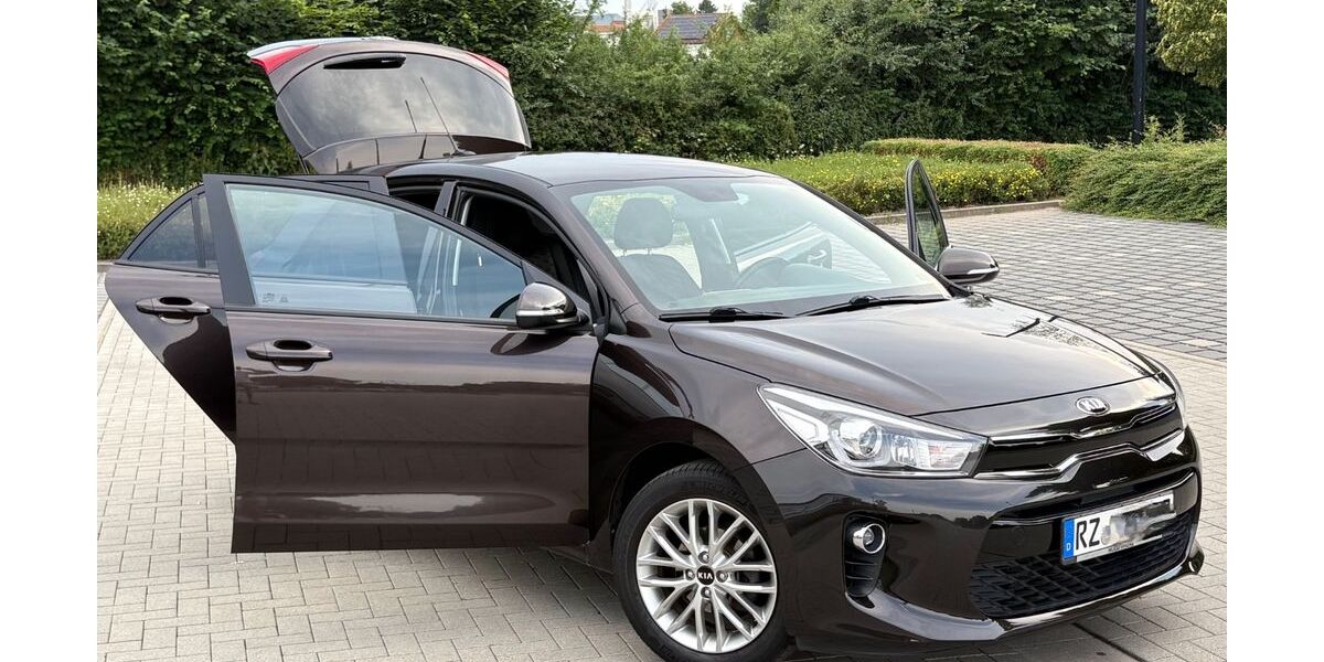 Kia Rio 130.000 km 8.999 &euro; Sandesneben 23898