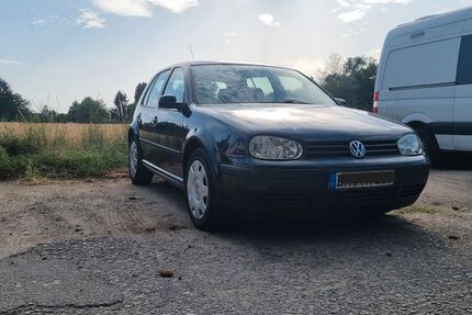 VW Golf 252.998 km 550 € Darmstadt- Eberstadt 64297