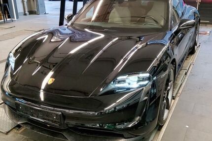Porsche Taycan 46.000 km 64.990 &euro; Hannover 30453