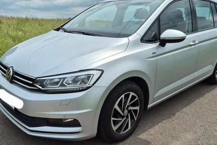 VW Touran 92.000 km 21.650 &euro; Lindlar 51789