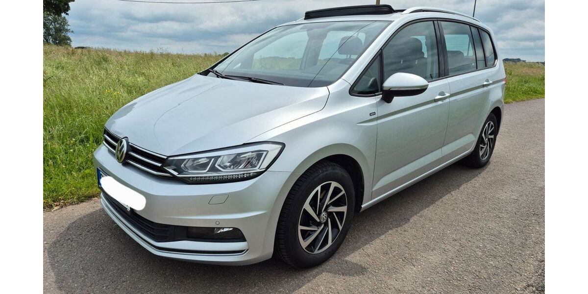 VW Touran 92.000 km 21.650 &euro; Lindlar 51789