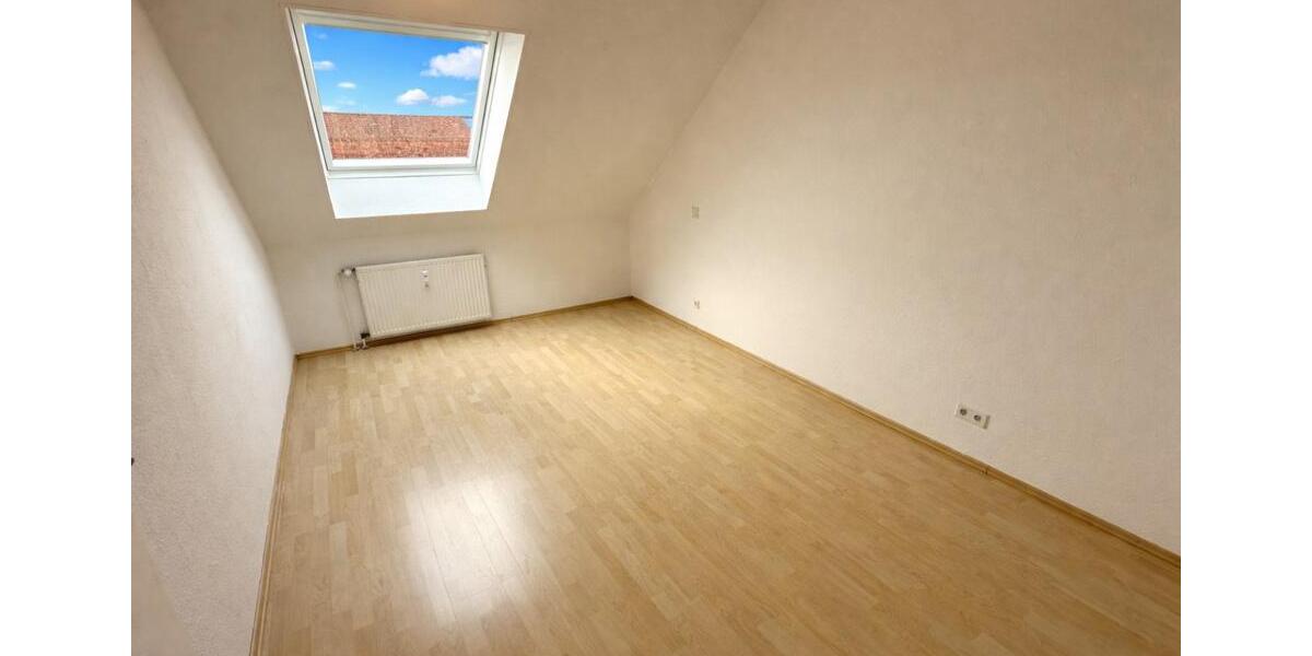 Dachgeschoßwohnung Wuppertal Dornap - 2 Zimmer, 65 m&sup2;, 159.000&euro; | Angebot:24727949